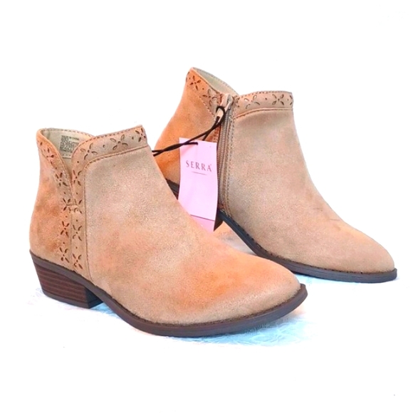 Serra Shoes - Serra Ankle Boots Women's S5